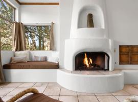 Sunset Villa - Adobe Village, Hotel in Oak Creek