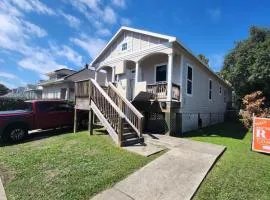 2 br 1ba on 29th Duplex close to cruise ship