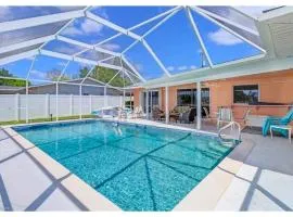 Family friendly home on water with kayaks and pool