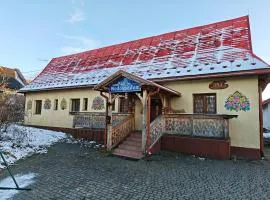 Domek nad wodospadem