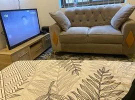 Studio meublé climatisé propre et sécurisé