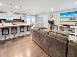 Sun Drenched Escape, Fenced Yard, Near Trails