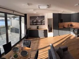 Panorama Lake Residence