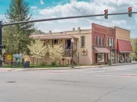 Downtown Duo - The Loft & The Den