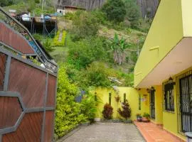Hermosa casa de campo en GUATAPÉ