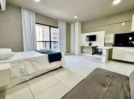 Apê 100 metros da praia com varanda ar condicionado