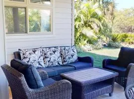 PiH: Dancing Honu Walk to the Beach Bikes and Beach Gear