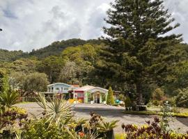 Padua Finca Hotel, hotel com piscina em Chachag&uuml;&iacute;