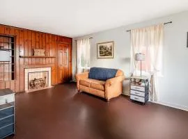 Pittsburgh 3BR House • TV • AC • Parking