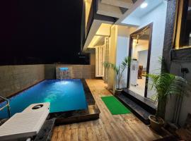 Twilight Villa ll Swimming Pool ll AC ll BBQ ll 2BHK, hotel en Malavli