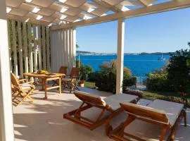 Secret Garden Barada Beach Apartment