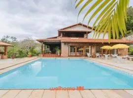 Casa em Miguel Pereira com Piscina e Lareira