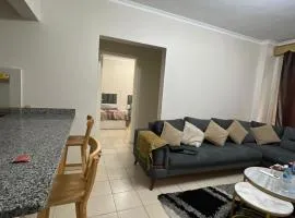 متاحه الان شقه ف المستقبل غرفتين نوم حمام مطبخ ريسبنش واي فاي