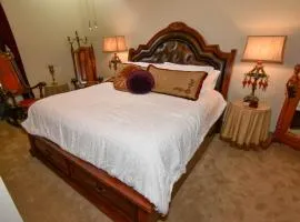 Angeline's Room at The Historic Eureka Inn and Event Center