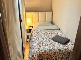 Cabin Hostel City Center Bernardazzi, hotel en Chişinău