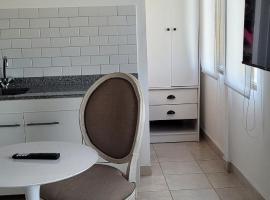 La iconica-tiny house، فندق في إل كالافاتي