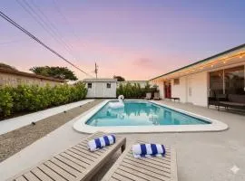 Tropical Villa Pool, Garden, Near Las Olas