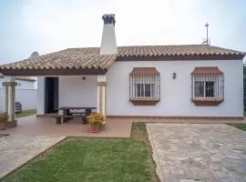 Chalet in El Palmar by the Beach
