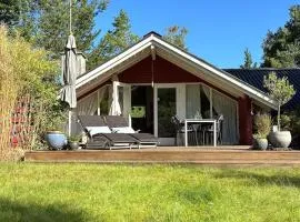 Family Cabin By The Calm Waters Of Limfjord