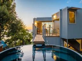 Cantilever Seaview Pavilion