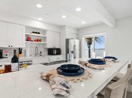 Ocean front luxury condo with sunset views, hotel v San Diegu