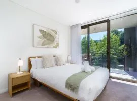 Luxury Newly Furnished 2BR Apartment in Barton - Hosted by Canstay