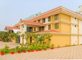 Shamrock Greens by Jardin Hotels, hotel poblíž Letiště Raipur - RPR, Dharmpura