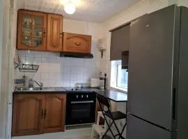 self contained studio flat PatPam