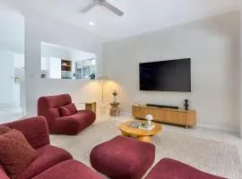 Stylish Family Retreat in Varsity by Housemark Escapes