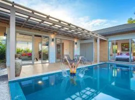 Boutique Resort 2BR Villa Dalaa 2, Pure Water Pool, Kamala Beach