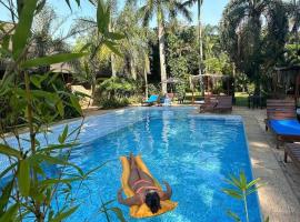 Caba&ntilde;as Parana Ranch, hotel de playa en Ituzaing&oacute;