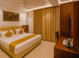 HOTEL TEN SQUARE - 5 Minutes from The Taj Mahal