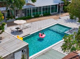 Kenikar Raintree Resort Chumphon, hotel di Chumphon