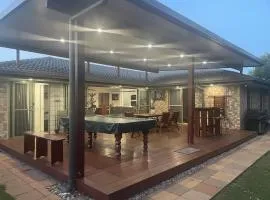 Pandanus Paradise. Newly renovated 4 bedroom home