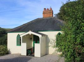 Glyn Arthur Lodge, vacation rental in Llandyrnog