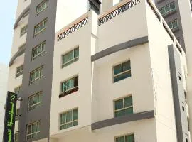 Desert Pearl Hotel Apartment