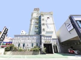 Yeosu Manhattan Hotel, hotel in Yeosu