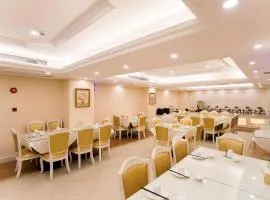 Vienna 3 Best Shanghai Baoshan Fengxiang Road