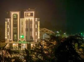 5 Falcons The Luxury Residency, hotel em Srinagar