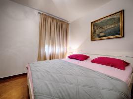 Apartments Nikola Vidović, Hotel in Komiža