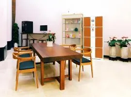 GEM Hotel Ningbo Tongtu Road Minglou Metro Station