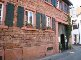 Alter Winzerhof Weisenheim am Berg e.K.