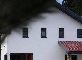 The Rest Nest, hotel v destinaci Risovac