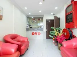OYO 89717 Budget Star Hotel