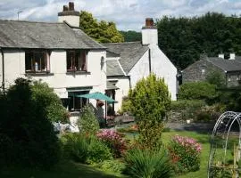 School House Cottage B&B and tea garden