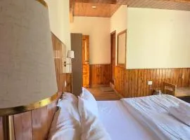 त्रिnity homestay