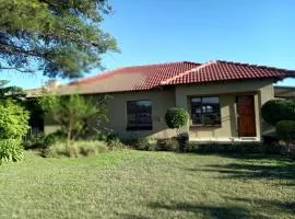 Lovely Home in Bushveld estate