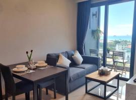 Silk Ao Nang Condominium, hotel v destinaci pláž