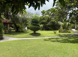 Raja Gardens Hotel, hotel di Seminyak