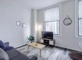 TWO CozySuites Sky Central Rooftop Pool #27